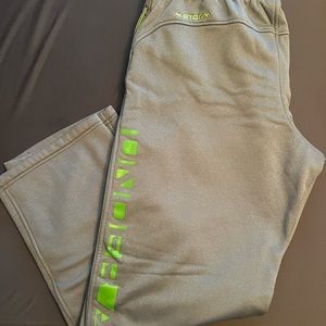 Sweatpants, good condition. Worn a few times. Size XL